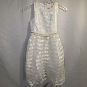 New Elegant Girl Kids Dress with Rhinestone And Pearls Details New Size 12